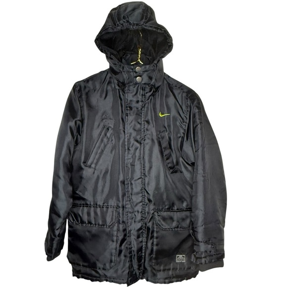 Nike Boys Black Insulated Winter Jacket Removable Hood Size L Weather Resistant